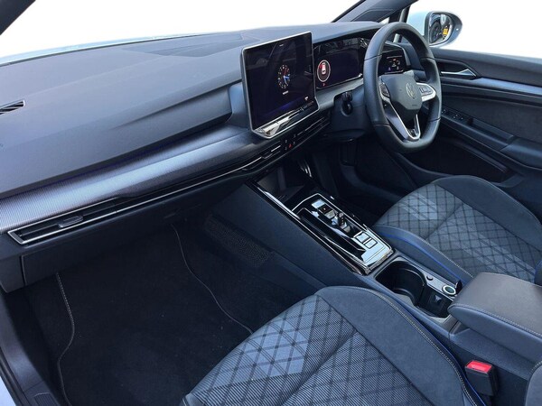Used Volkswagen Golf 2025 for sale - 75999690: Photo 7