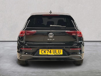 Used Volkswagen Golf 2024 for sale - 76477324: Photo