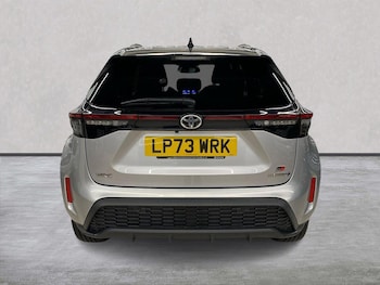 Used Toyota Yaris Cross 2024 for sale - 77676279: Photo