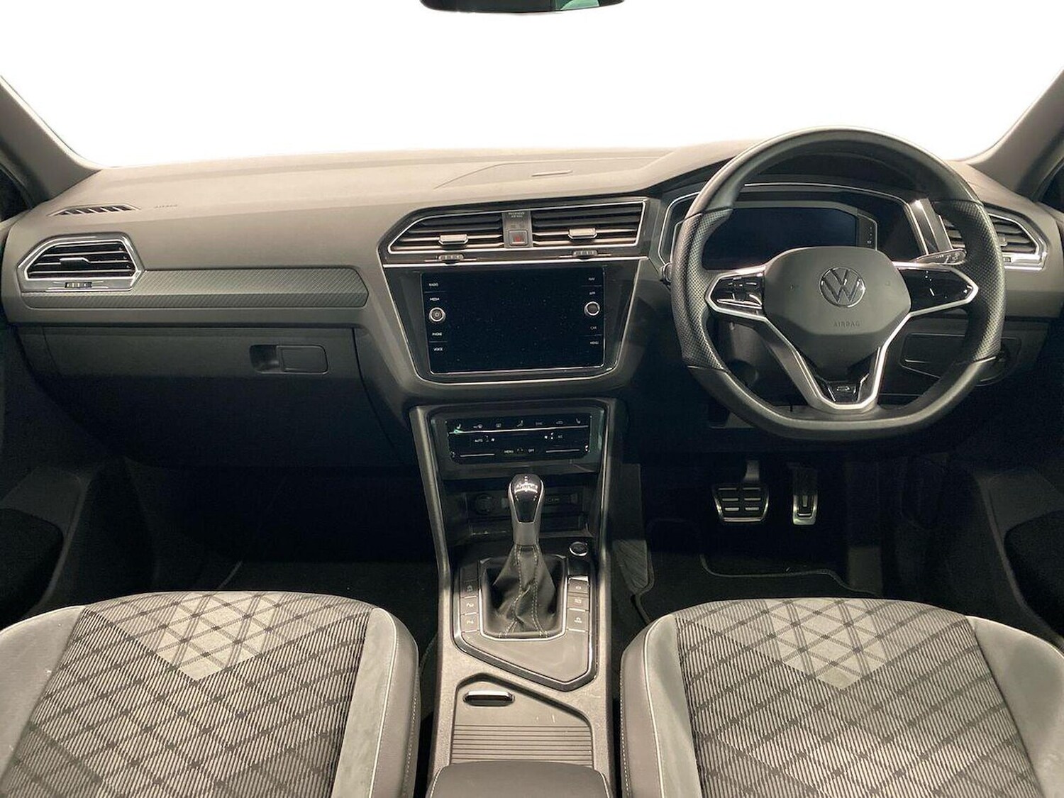 Used Volkswagen Tiguan 2020 for sale - 76134194: Photo 8
