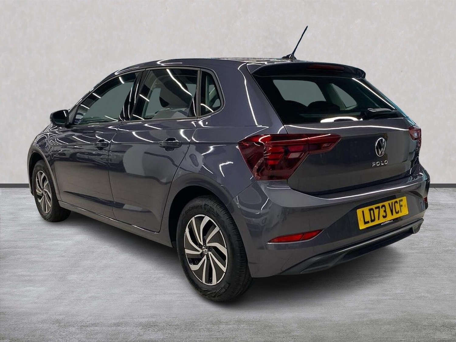 Used Volkswagen Polo 2023 for sale - 78195155: Photo 2