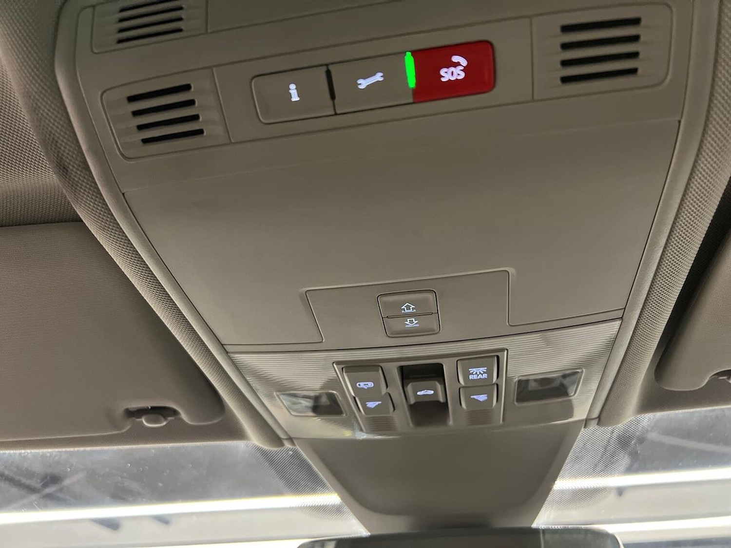 Used Volkswagen Tiguan Allspace 2024 for sale - 77639317: Photo 14