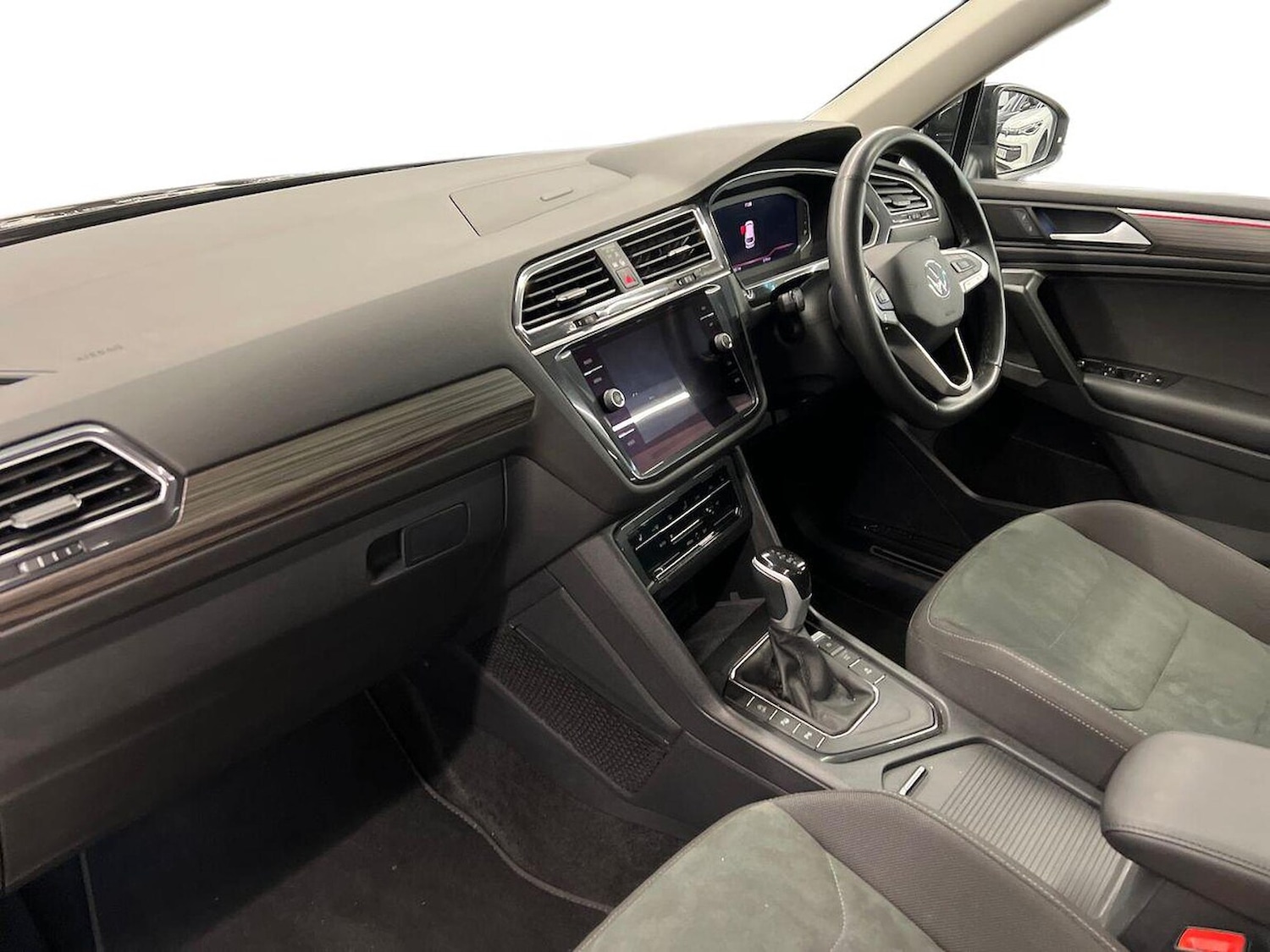 Used Volkswagen Tiguan Allspace 2024 for sale - 77639317: Photo 7