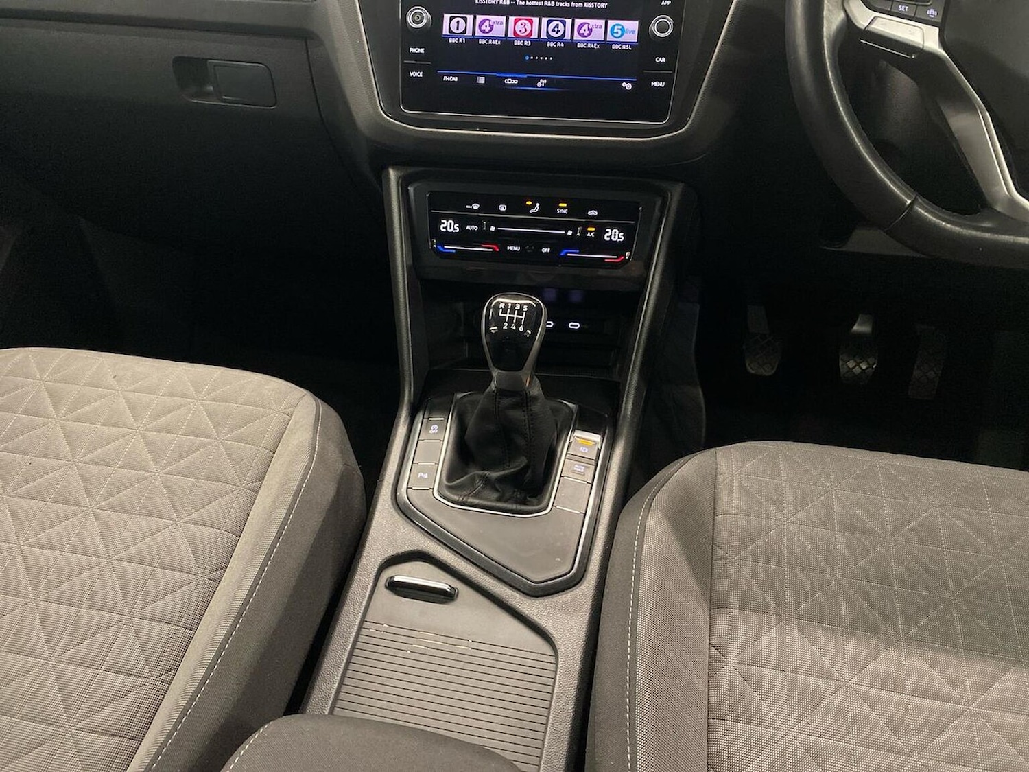 Used Volkswagen Tiguan 2020 for sale - 77073240: Photo 15