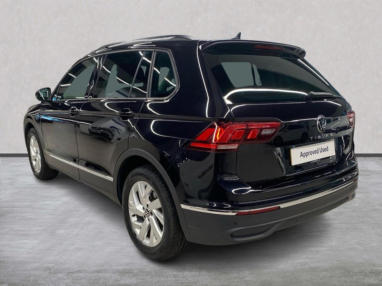 Used Volkswagen Tiguan 2020 for sale - 77073240: Photo 2