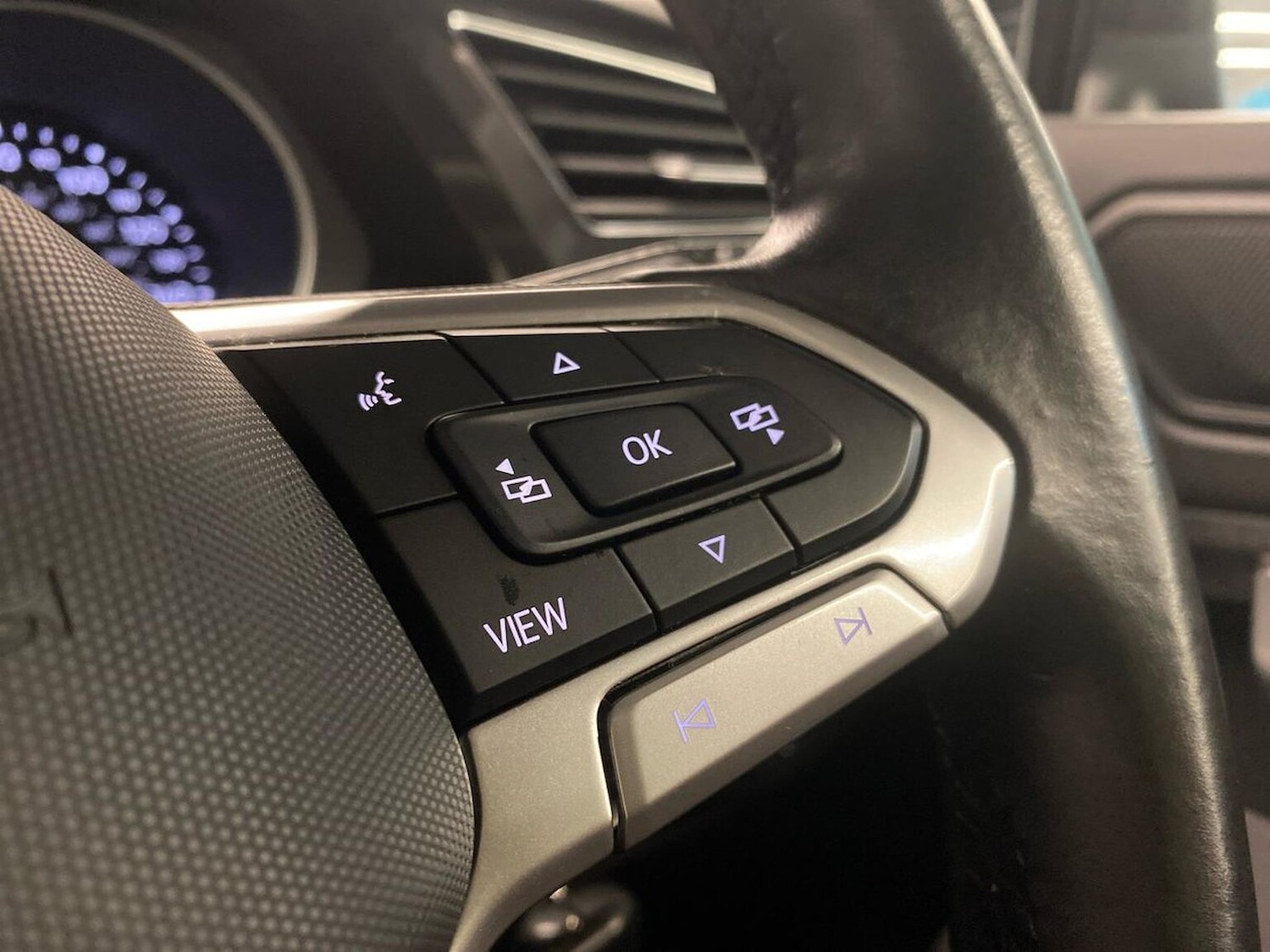 Used Volkswagen Tiguan 2020 for sale - 77073240: Photo 28