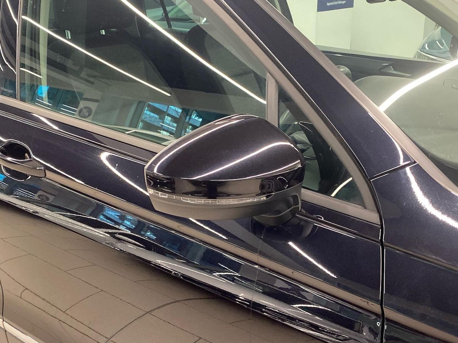 Used Volkswagen Tiguan 2020 for sale - 77073240: Photo 36