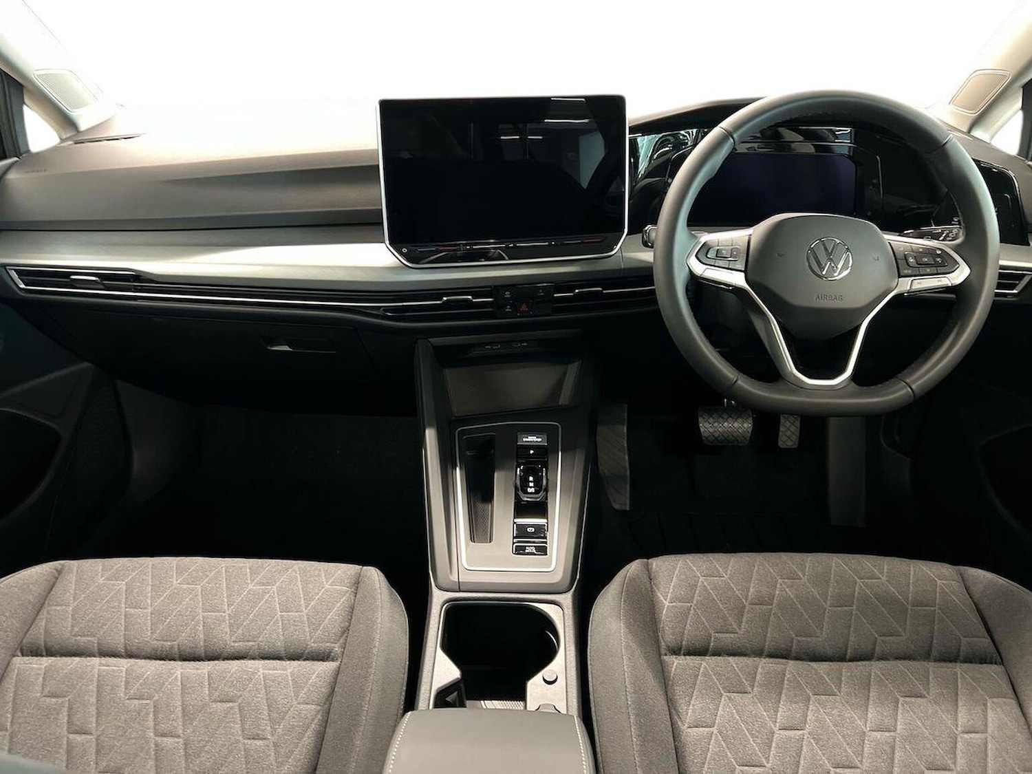 Used Volkswagen Golf 2025 for sale - 76310154: Photo 8