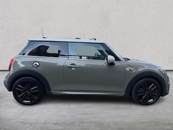 Used MINI Hatch 2018 for sale - 79185503: Photo