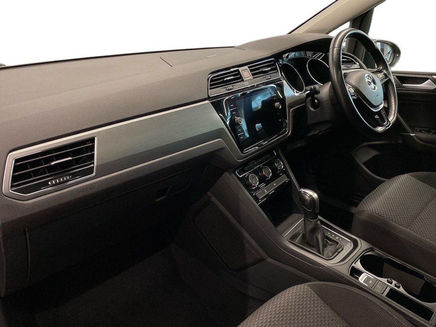 Used Volkswagen Touran 2021 for sale - 76497315: Photo 7