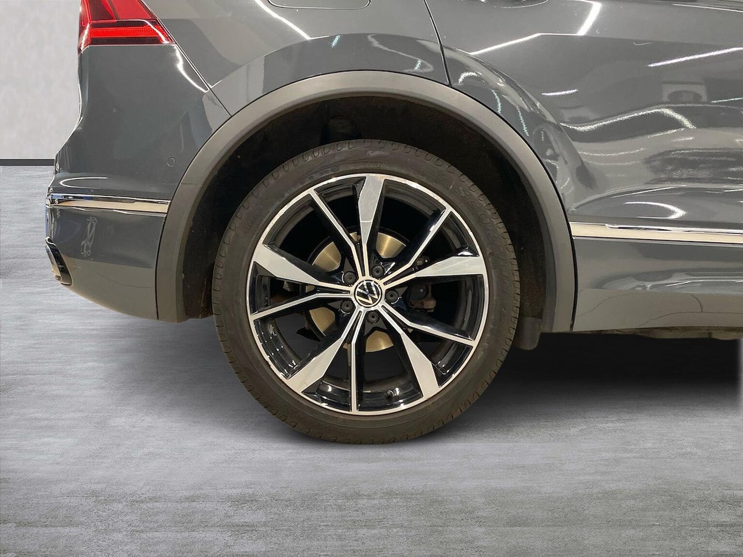 Used Volkswagen Tiguan 2021 for sale - 76430827: Photo 6