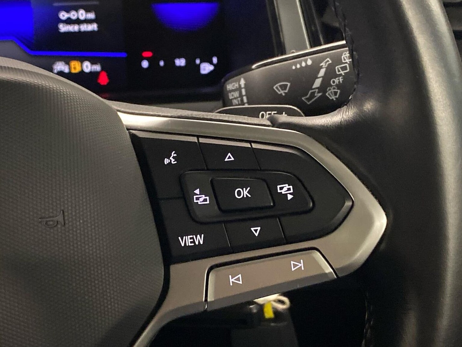 Used Volkswagen T-Roc 2022 for sale - 77542522: Photo 24