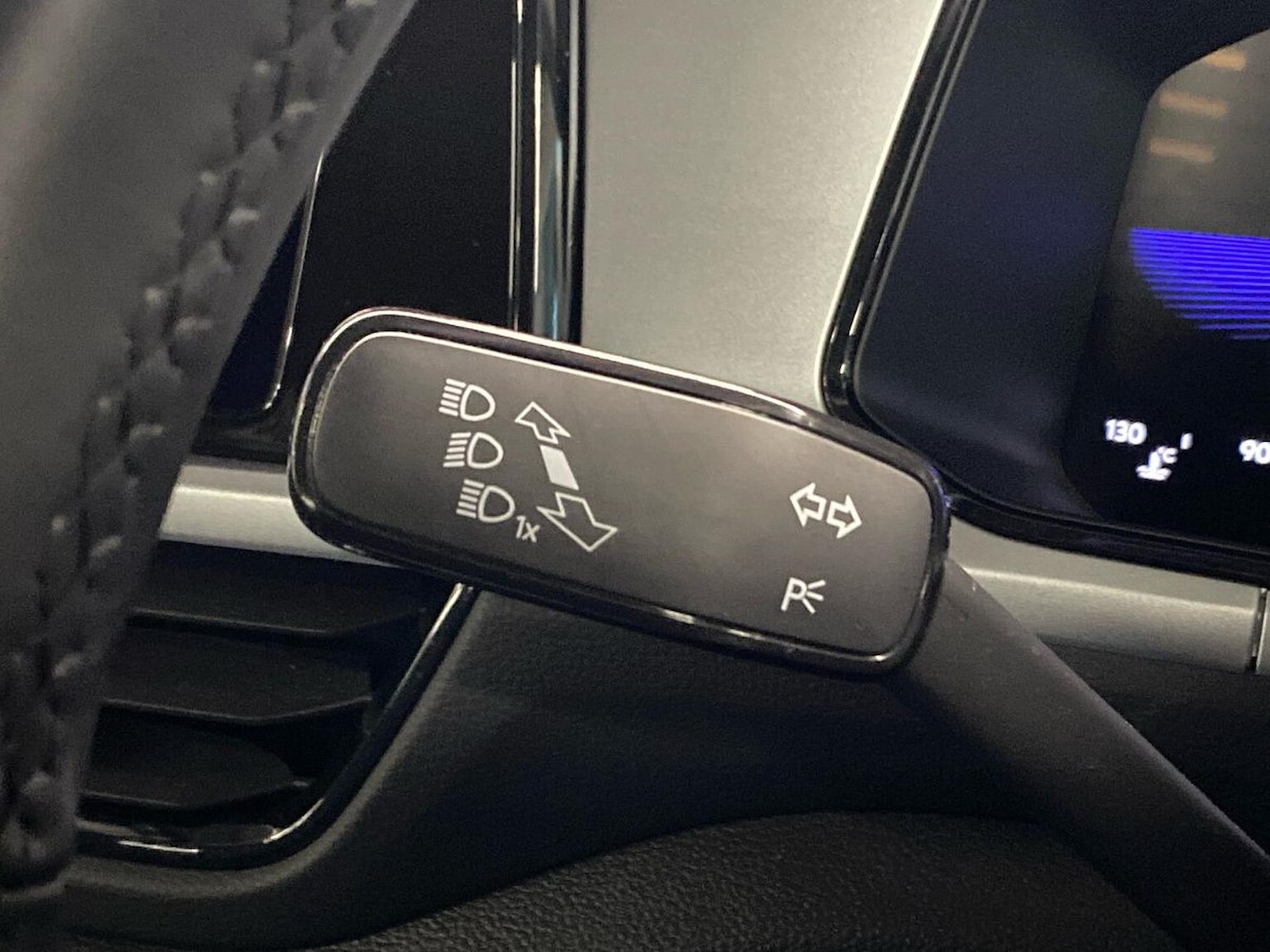 Used Volkswagen T-Roc 2022 for sale - 77542522: Photo 27