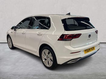 Used Volkswagen Golf 2024 for sale - 79812574: Photo