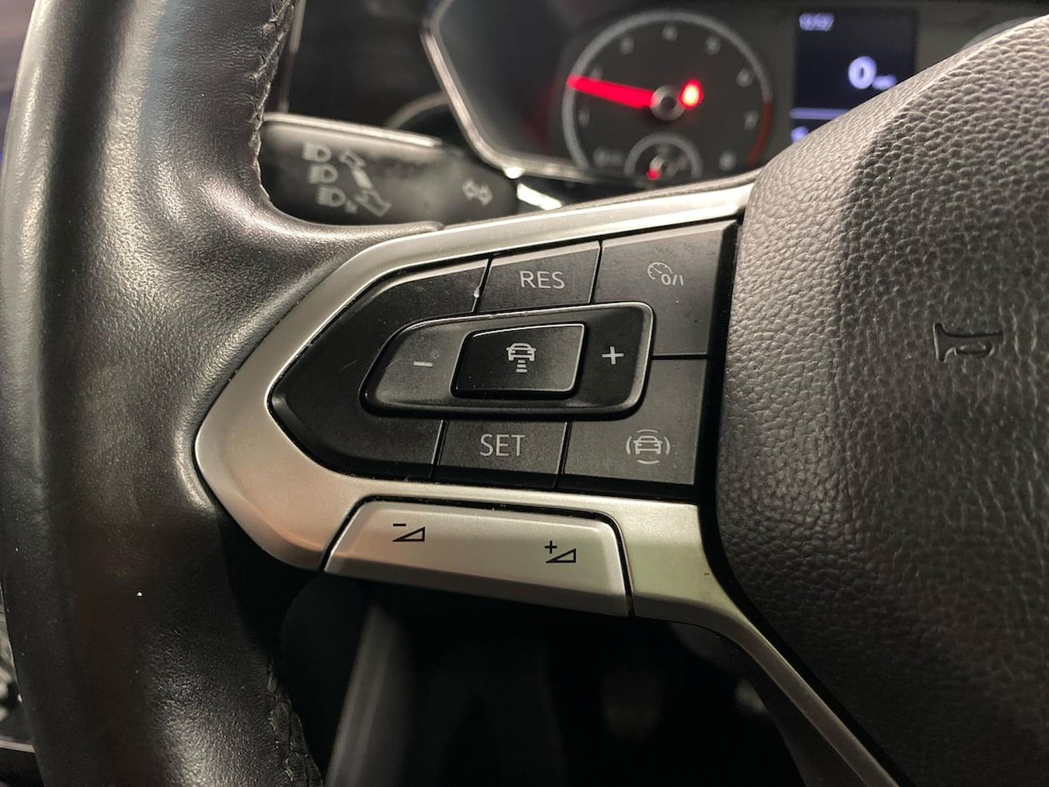 Used Volkswagen T-Cross 2020 for sale - 76807532: Photo 24