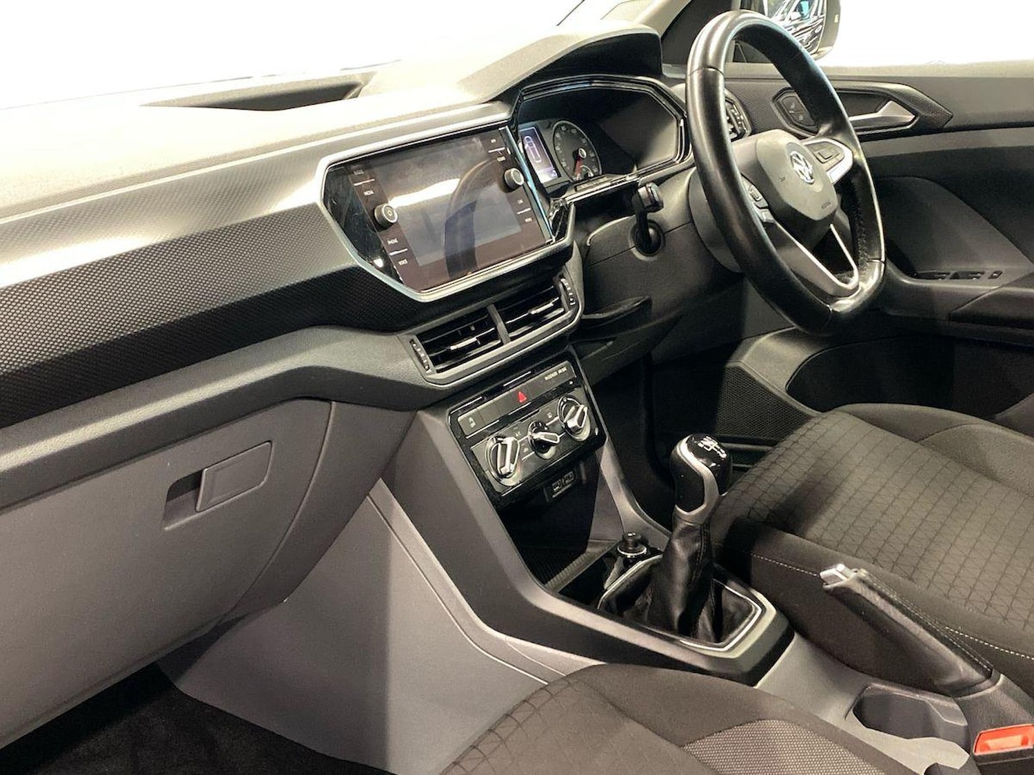 Used Volkswagen T-Cross 2020 for sale - 76807532: Photo 7