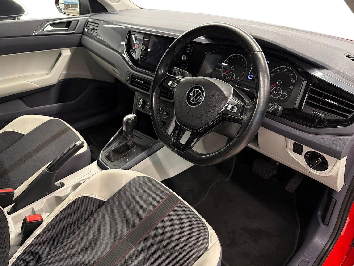 Used Volkswagen Polo 2020 for sale - 76287303: Photo 15