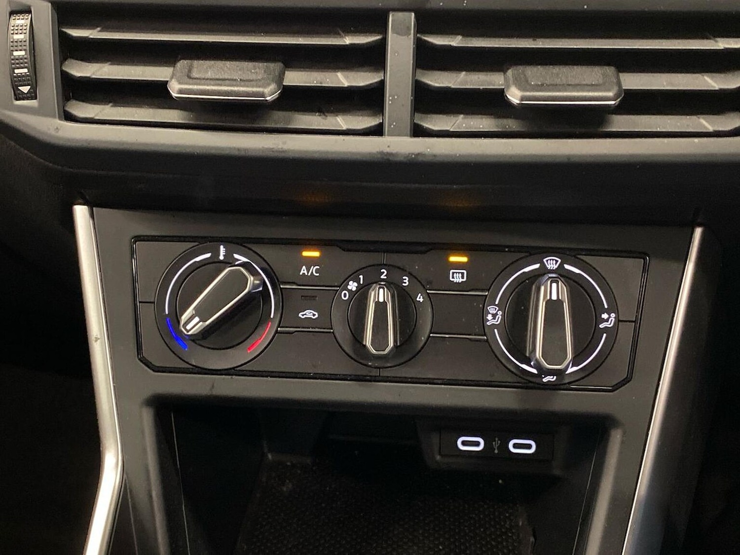 Used Volkswagen Polo 2024 for sale - 76699402: Photo 12