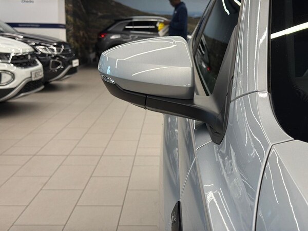 Used Volkswagen Polo 2022 for sale - 76212074: Photo 34