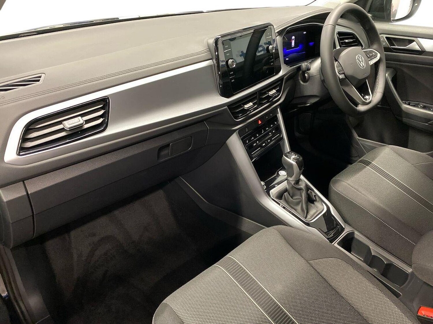 Used Volkswagen T-Roc 2025 for sale - 76219193: Photo 7