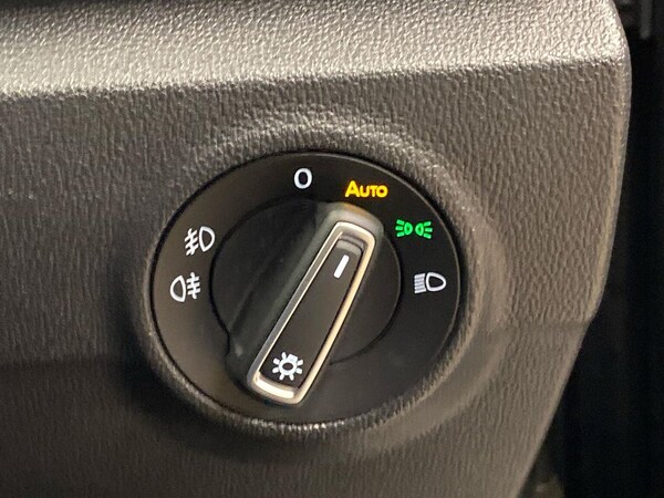 Used Volkswagen T-Roc 2021 for sale - 76143000: Photo 24