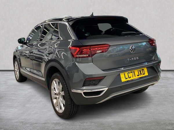 Used Volkswagen T-Roc 2021 for sale - 76143000: Photo 2