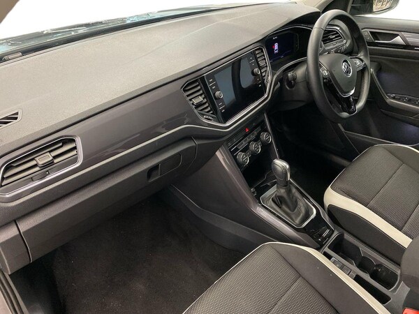 Used Volkswagen T-Roc 2021 for sale - 76143000: Photo 7