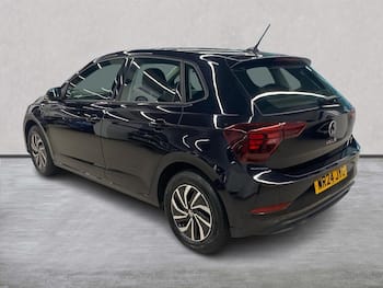 Used Volkswagen Polo 2024 for sale - 79772192: Photo