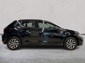 Used Volkswagen Polo 2023 for sale - 79557182: Photo
