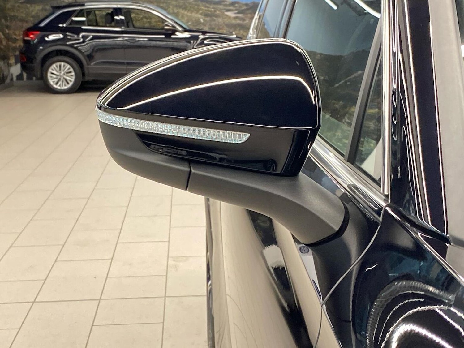 Used Volkswagen Tiguan 2024 for sale - 76638869: Photo 33