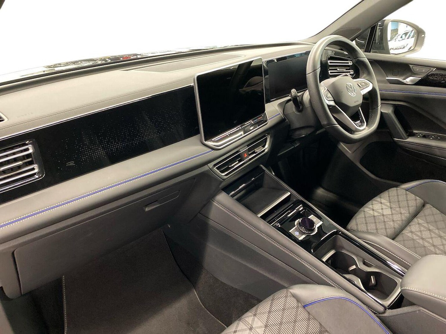 Used Volkswagen Tiguan 2024 for sale - 76638869: Photo 7