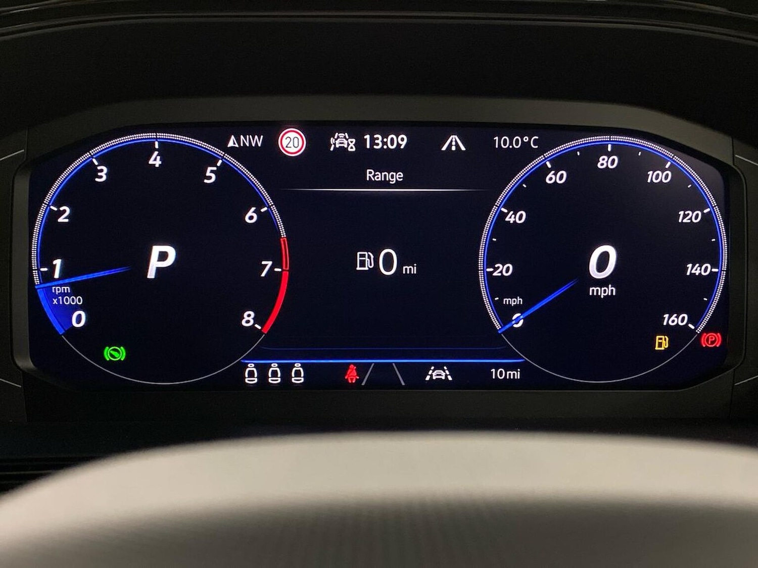 Used Volkswagen T-Roc 2025 for sale - 77528871: Photo 10