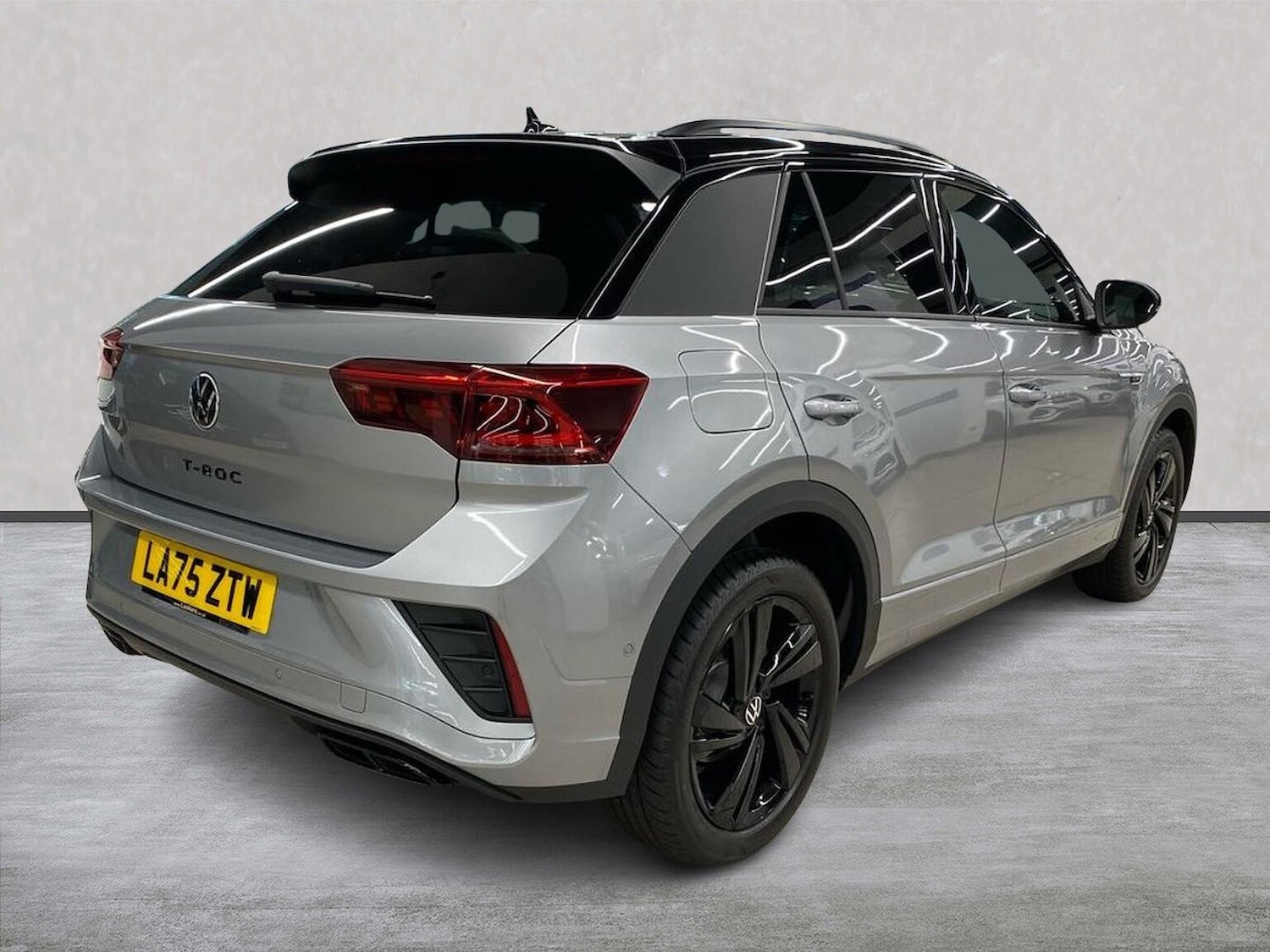 Used Volkswagen T-Roc 2025 for sale - 77528871: Photo 18