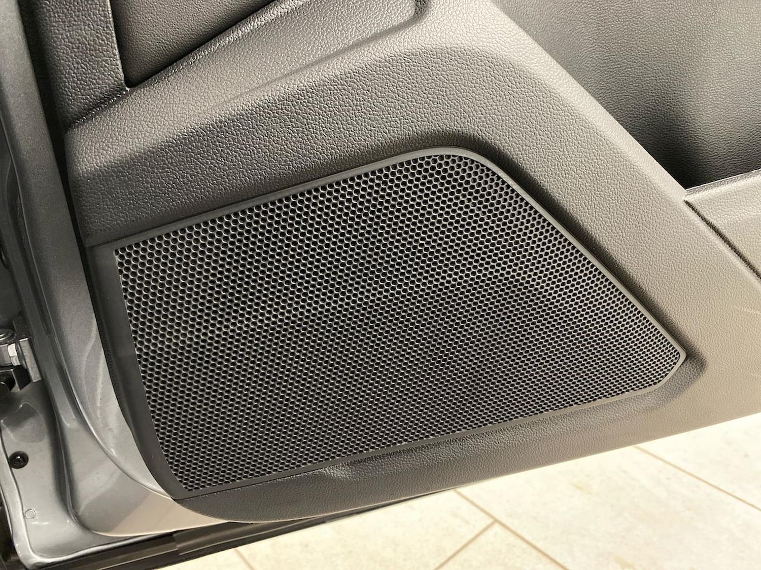 Used Volkswagen T-Roc 2025 for sale - 77528871: Photo 30