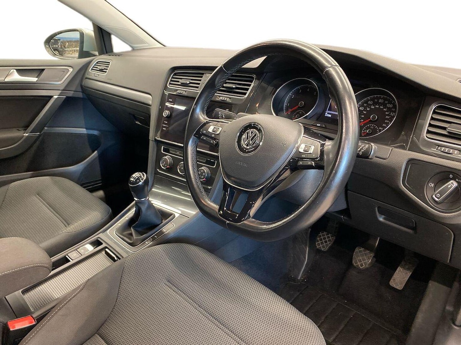 Used Volkswagen Golf 2019 for sale - 76785190: Photo 15