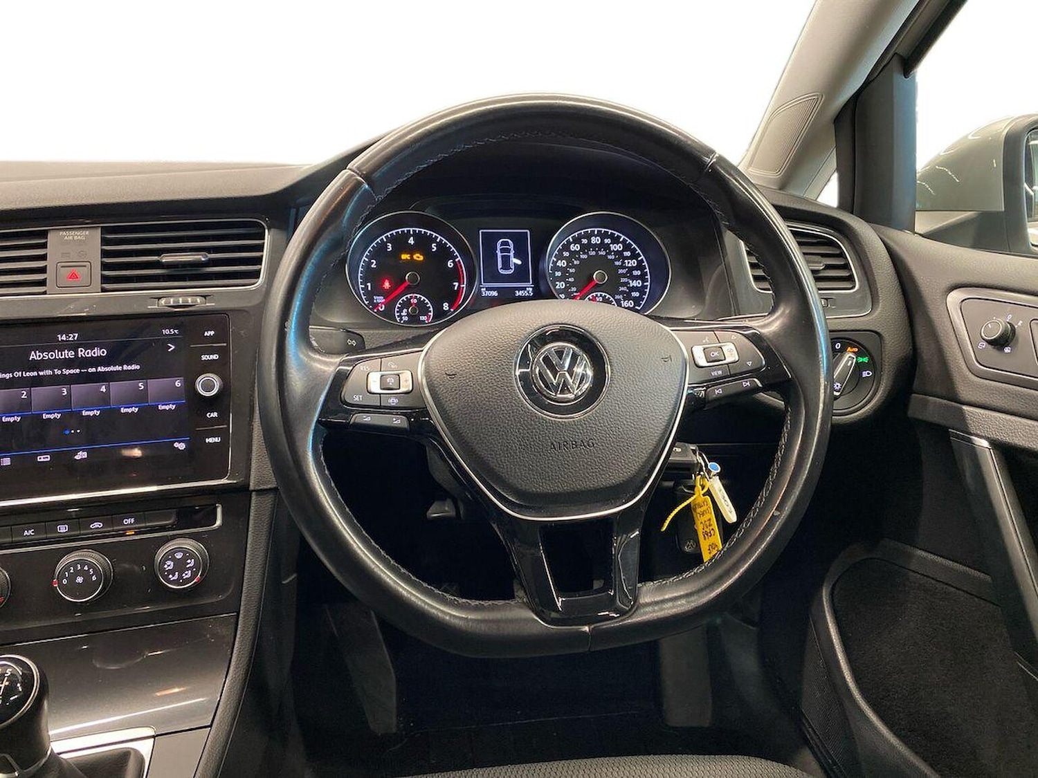 Used Volkswagen Golf 2019 for sale - 76785190: Photo 9