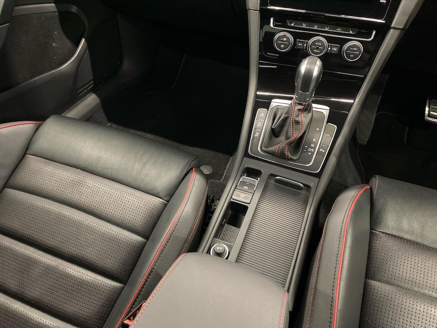 Used Volkswagen Golf 2018 for sale - 76611641: Photo 13