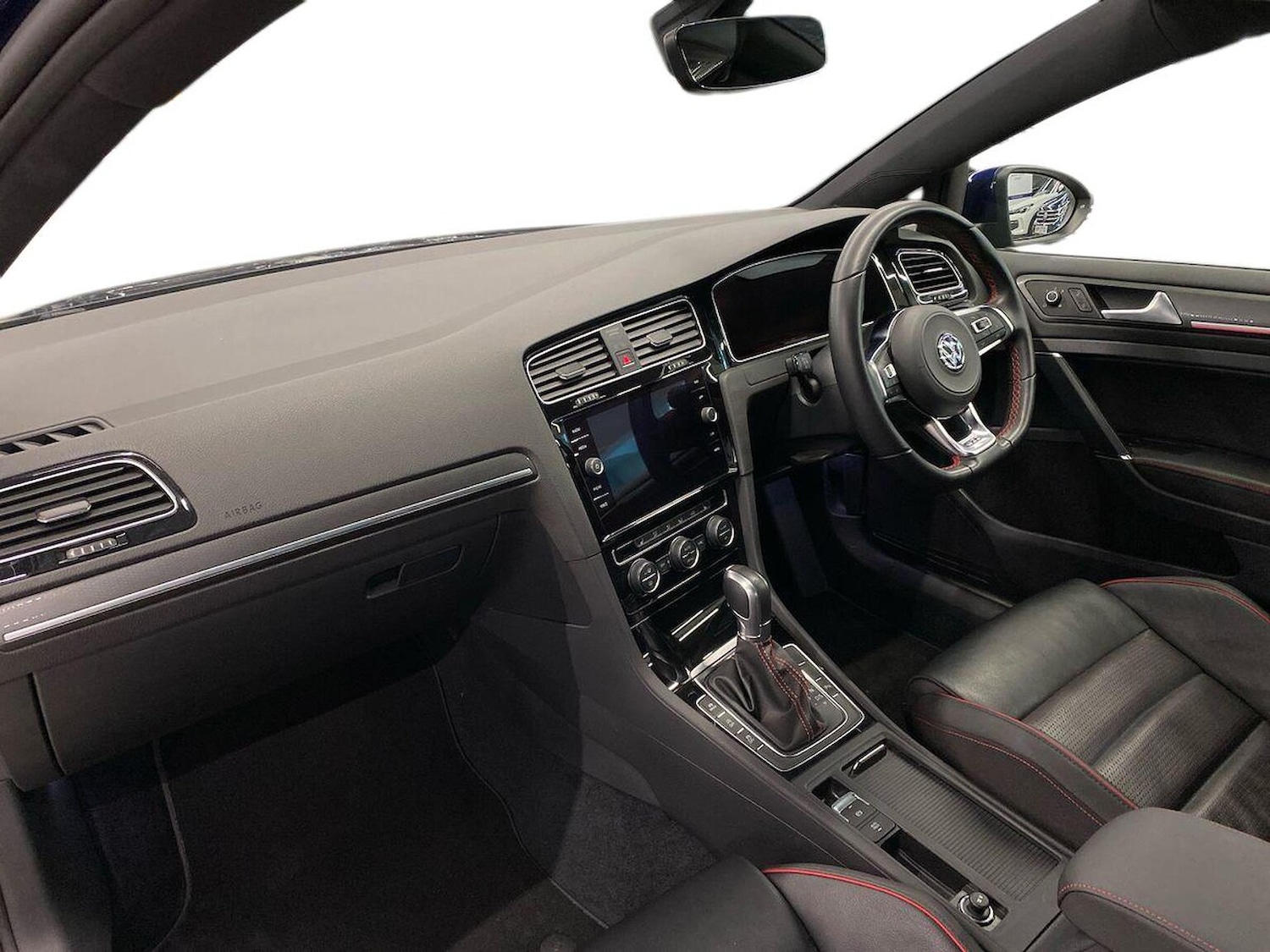 Used Volkswagen Golf 2018 for sale - 76611641: Photo 7