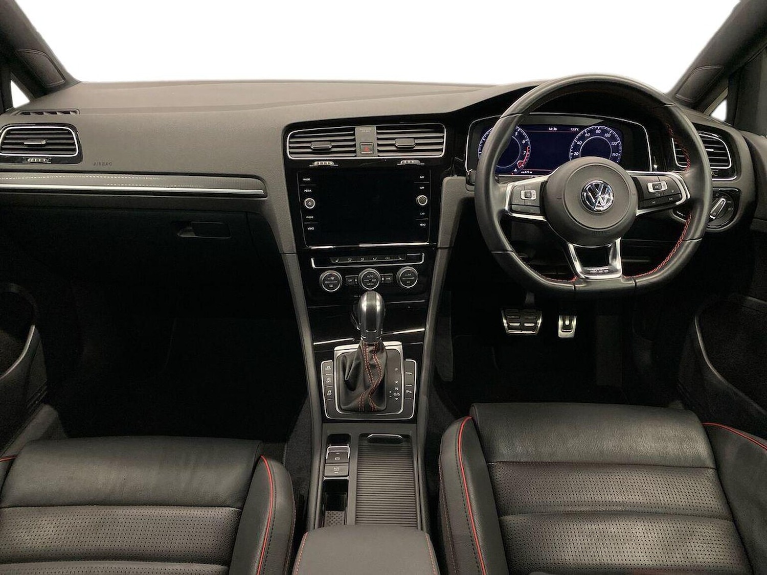 Used Volkswagen Golf 2018 for sale - 76611641: Photo 8