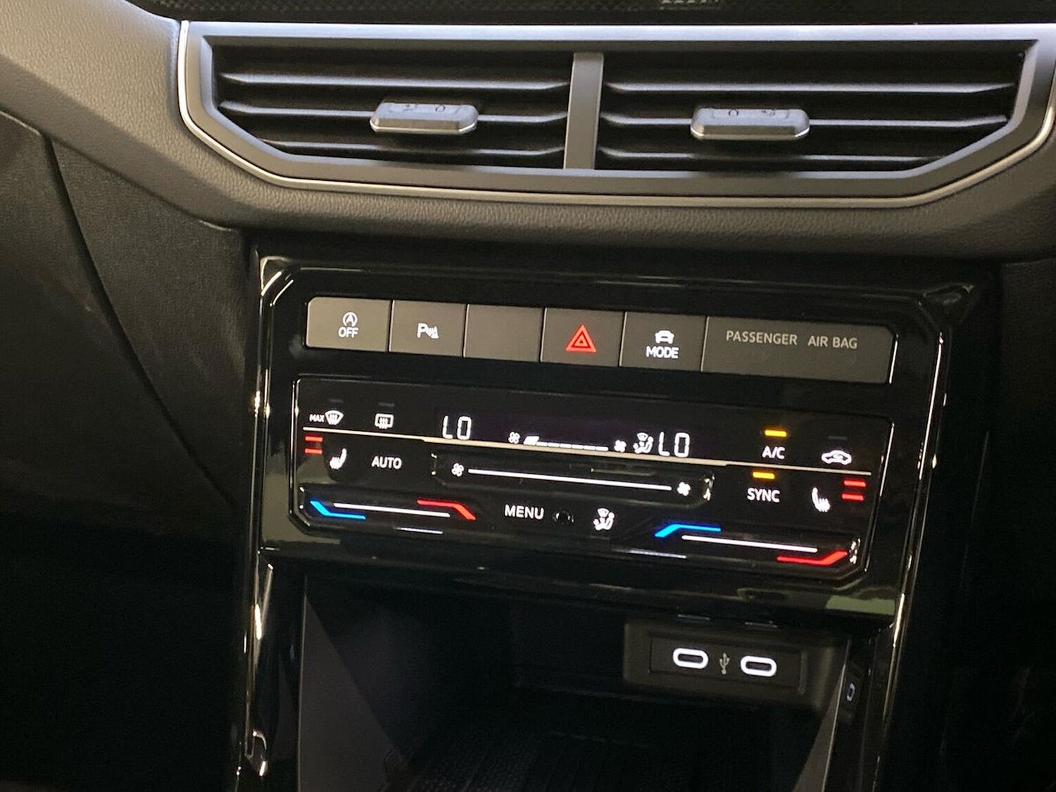 Used Volkswagen T-Cross 2026 for sale - 78194859: Photo 12