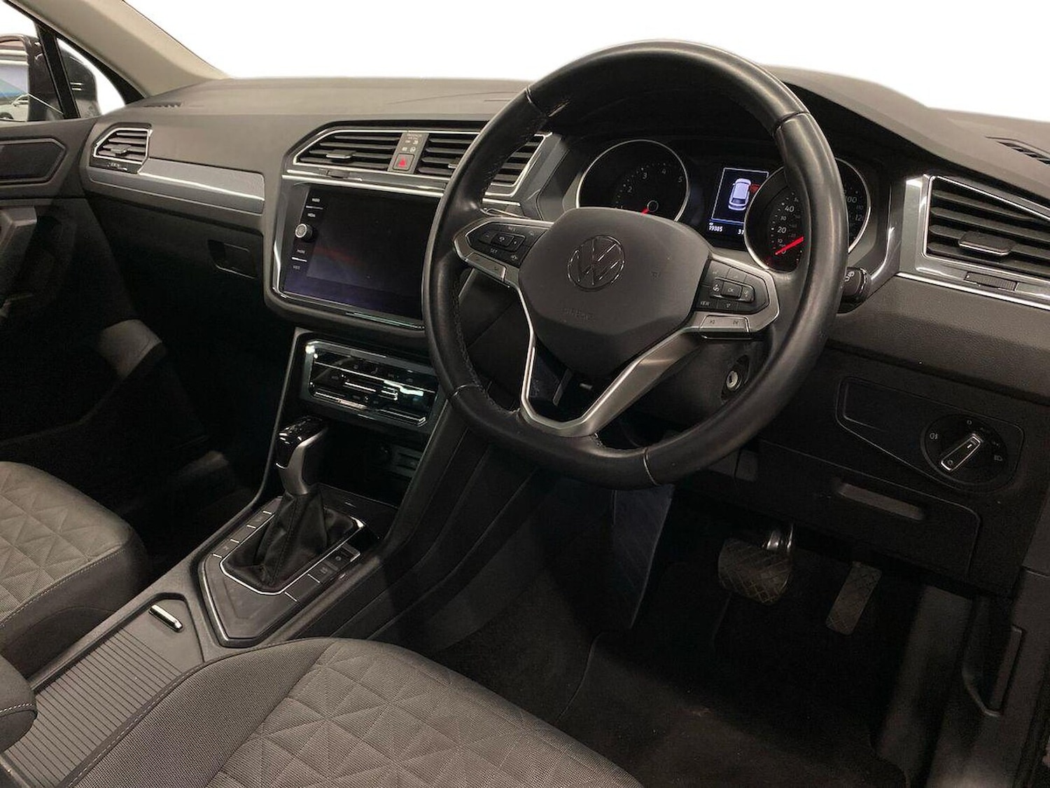 Used Volkswagen Tiguan 2022 for sale - 76526130: Photo 15