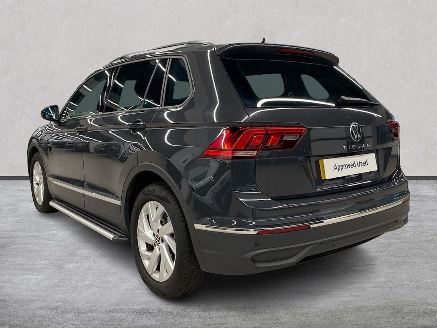 Used Volkswagen Tiguan 2022 for sale - 76526130: Photo 2