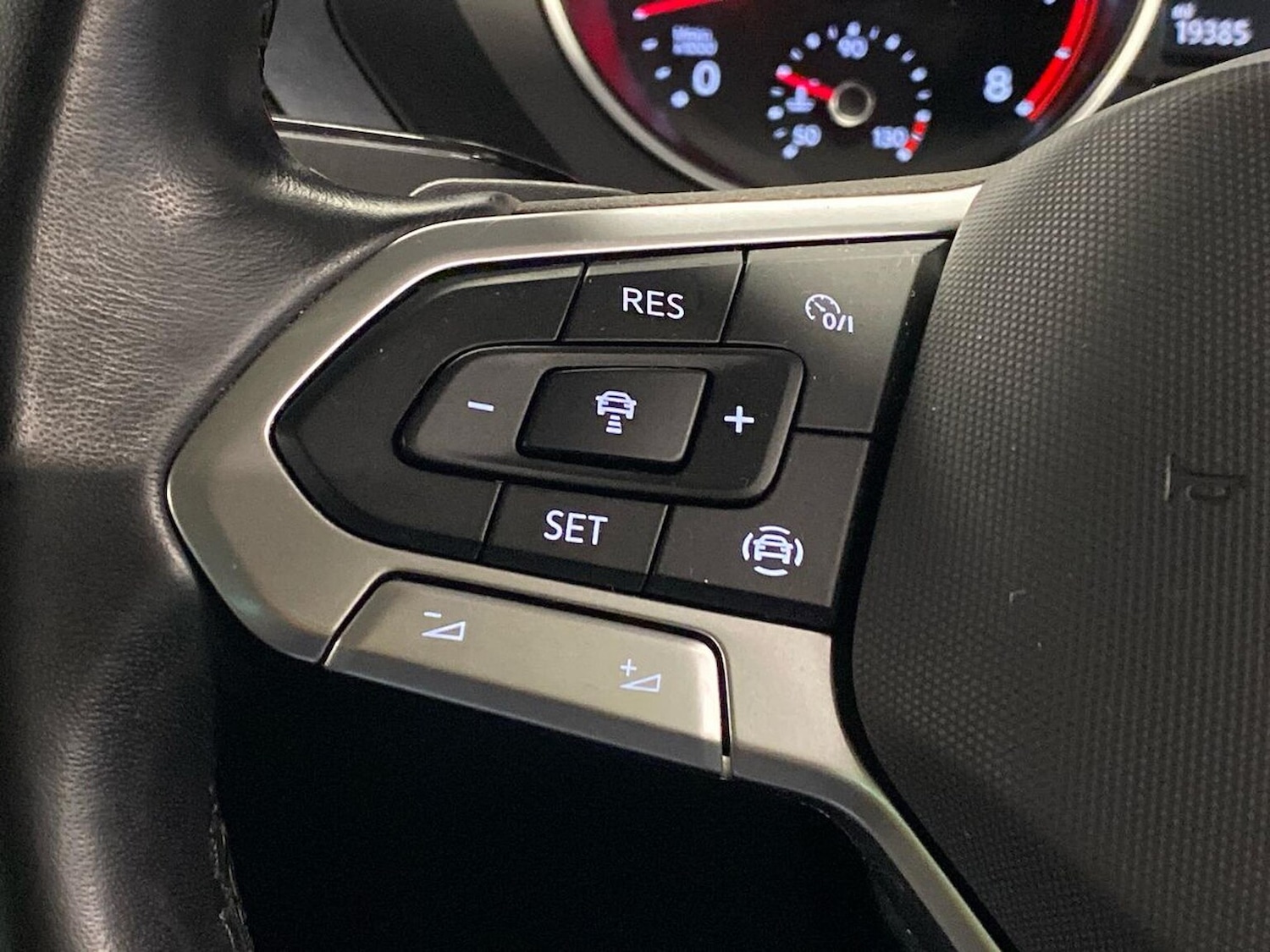 Used Volkswagen Tiguan 2022 for sale - 76526130: Photo 26