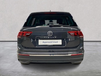 Used Volkswagen Tiguan 2022 for sale - 76526130: Photo