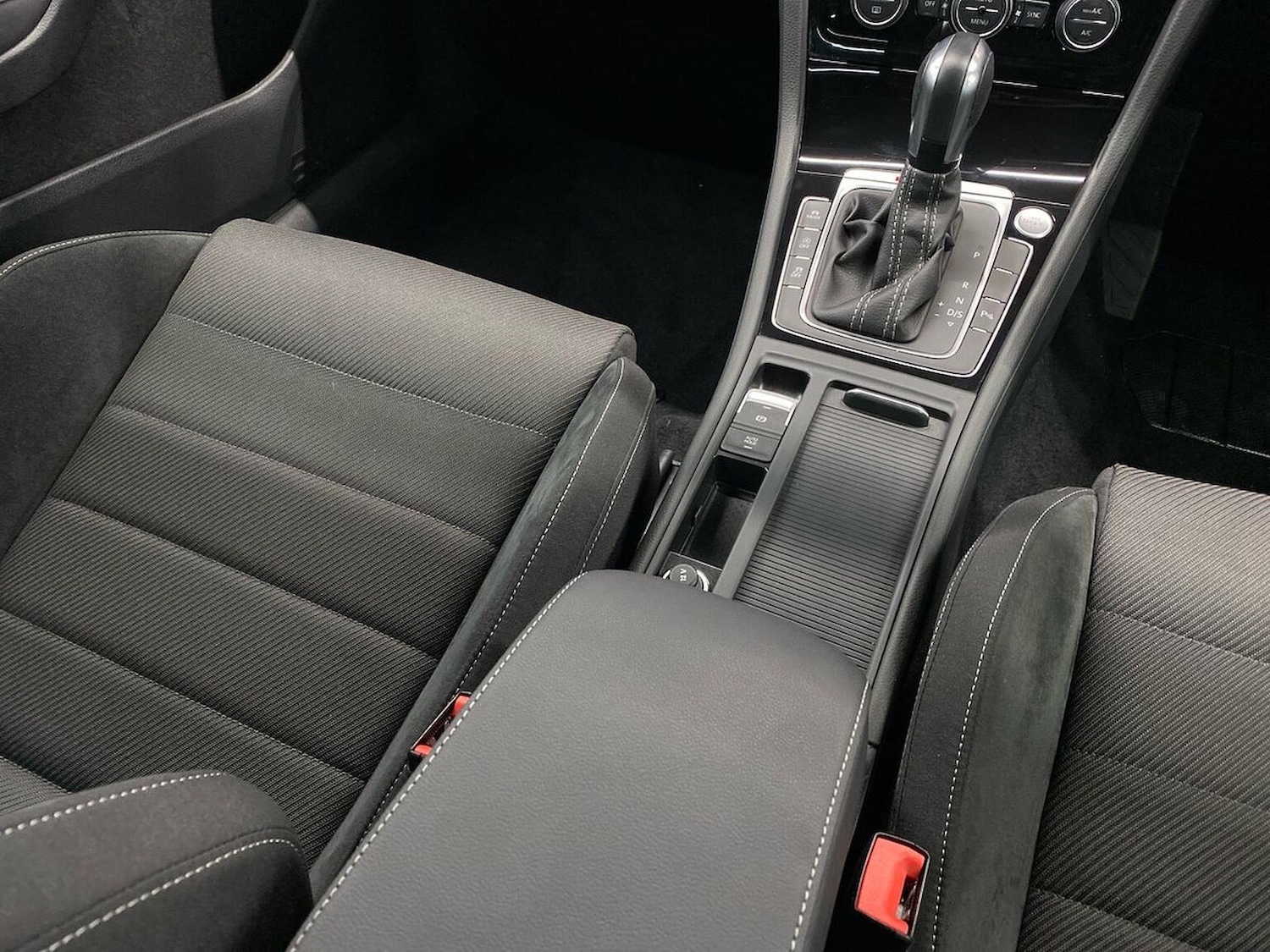 Used Volkswagen Golf 2020 for sale - 76735621: Photo 13