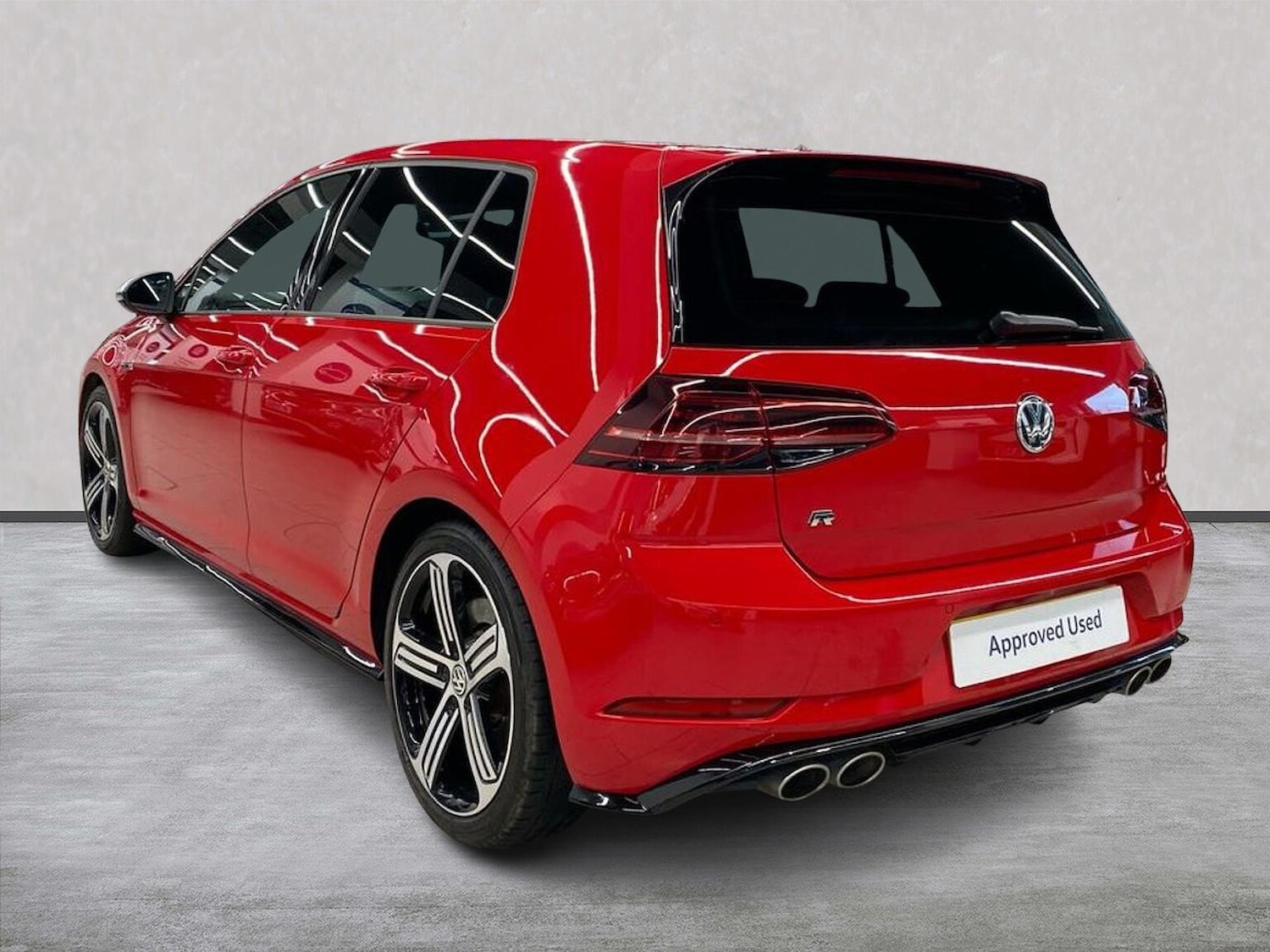 Used Volkswagen Golf 2020 for sale - 76735621: Photo 2