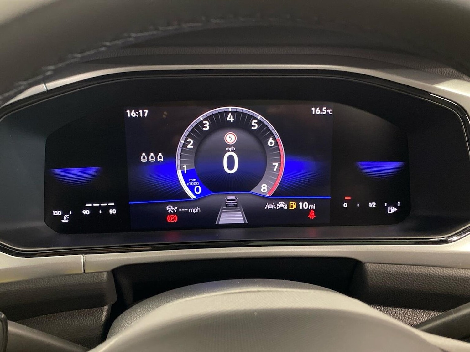 Used Volkswagen T-Roc 2025 for sale - 77916122: Photo 10