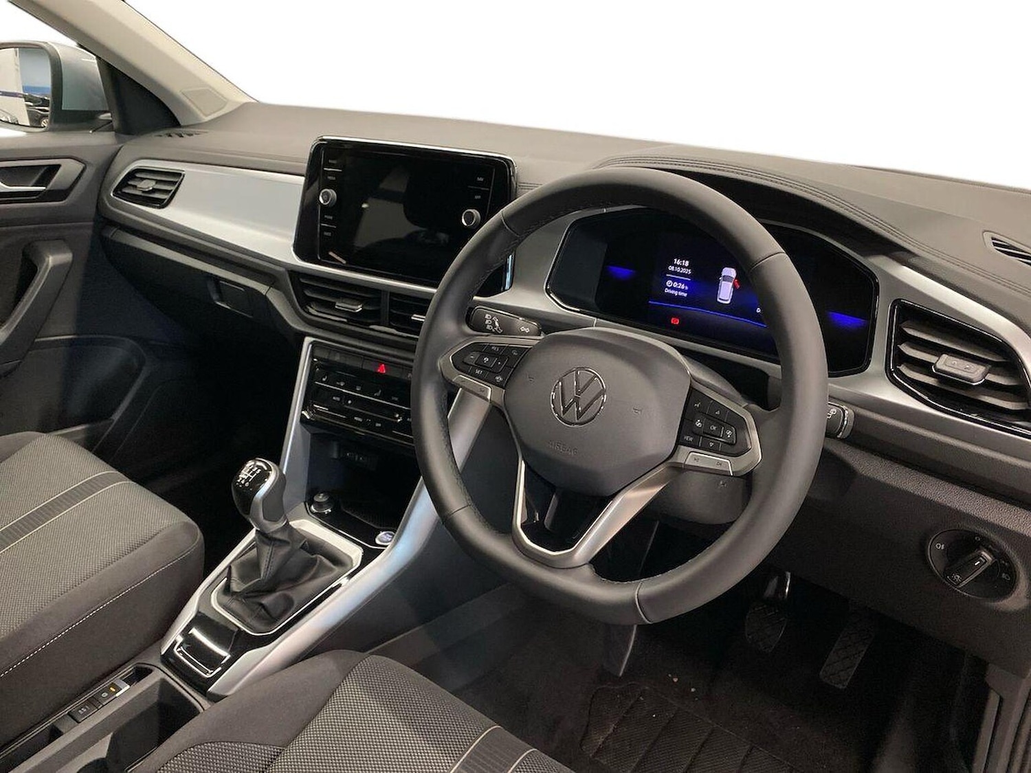 Used Volkswagen T-Roc 2025 for sale - 77916122: Photo 15