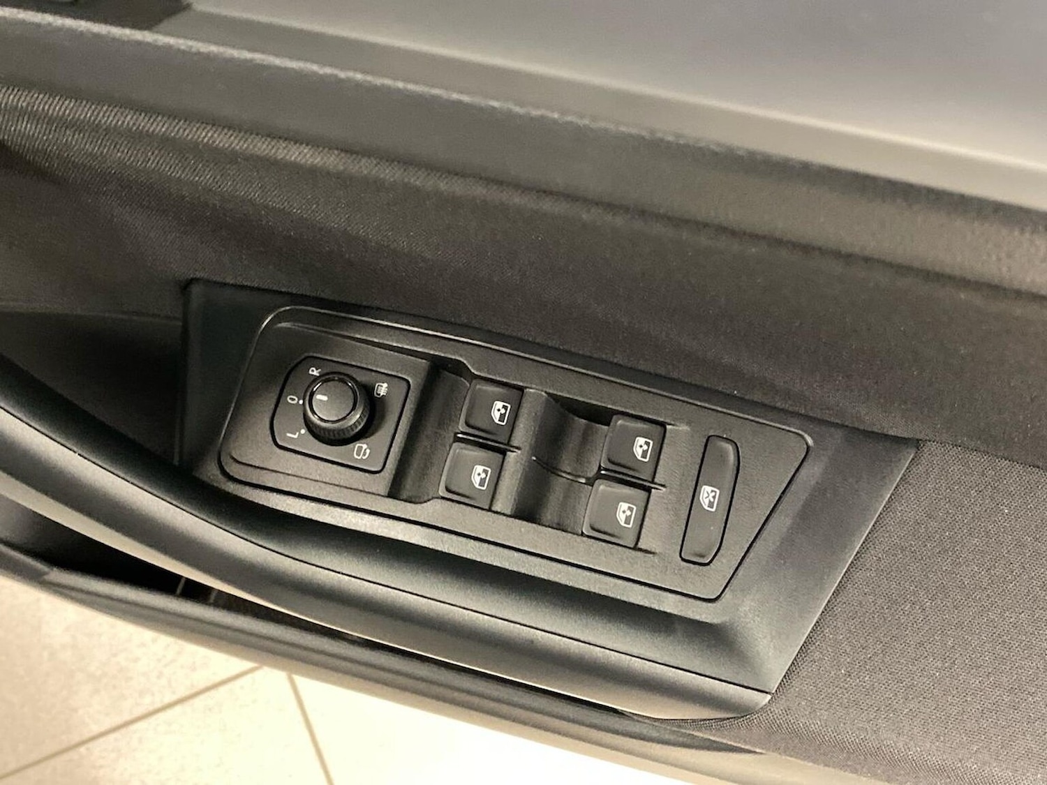 Used Volkswagen T-Roc 2025 for sale - 77916122: Photo 21