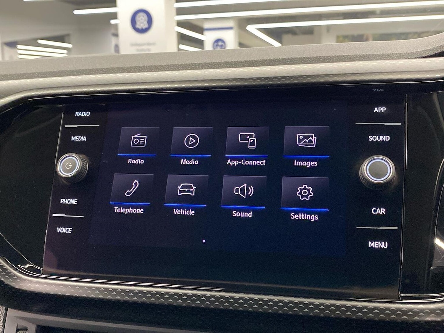 Used Volkswagen T-Cross 2020 for sale - 76547683: Photo 11